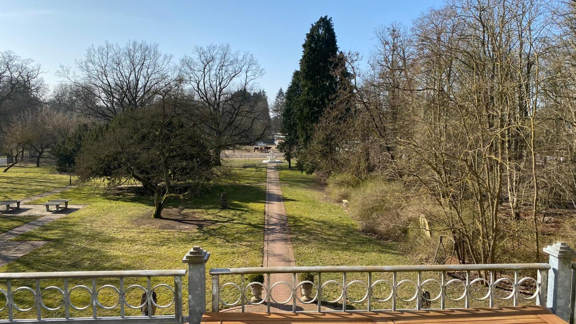 Schloss Badow Kültér fotó